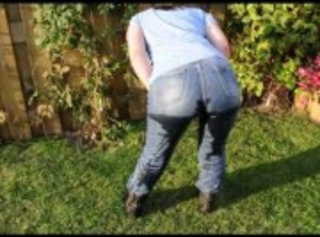 Einfach in die jeans und gummistiefel gepinkelt